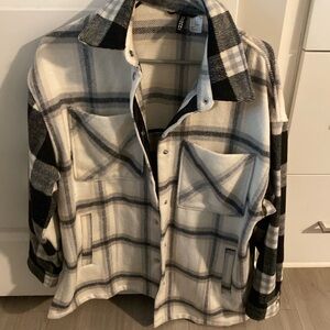 H&M divided shacket worn 1 time oversized fit